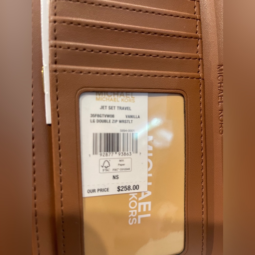 Michael Kors Gray Clutch Wristlet with Monogram Design - Picture 4 of 6